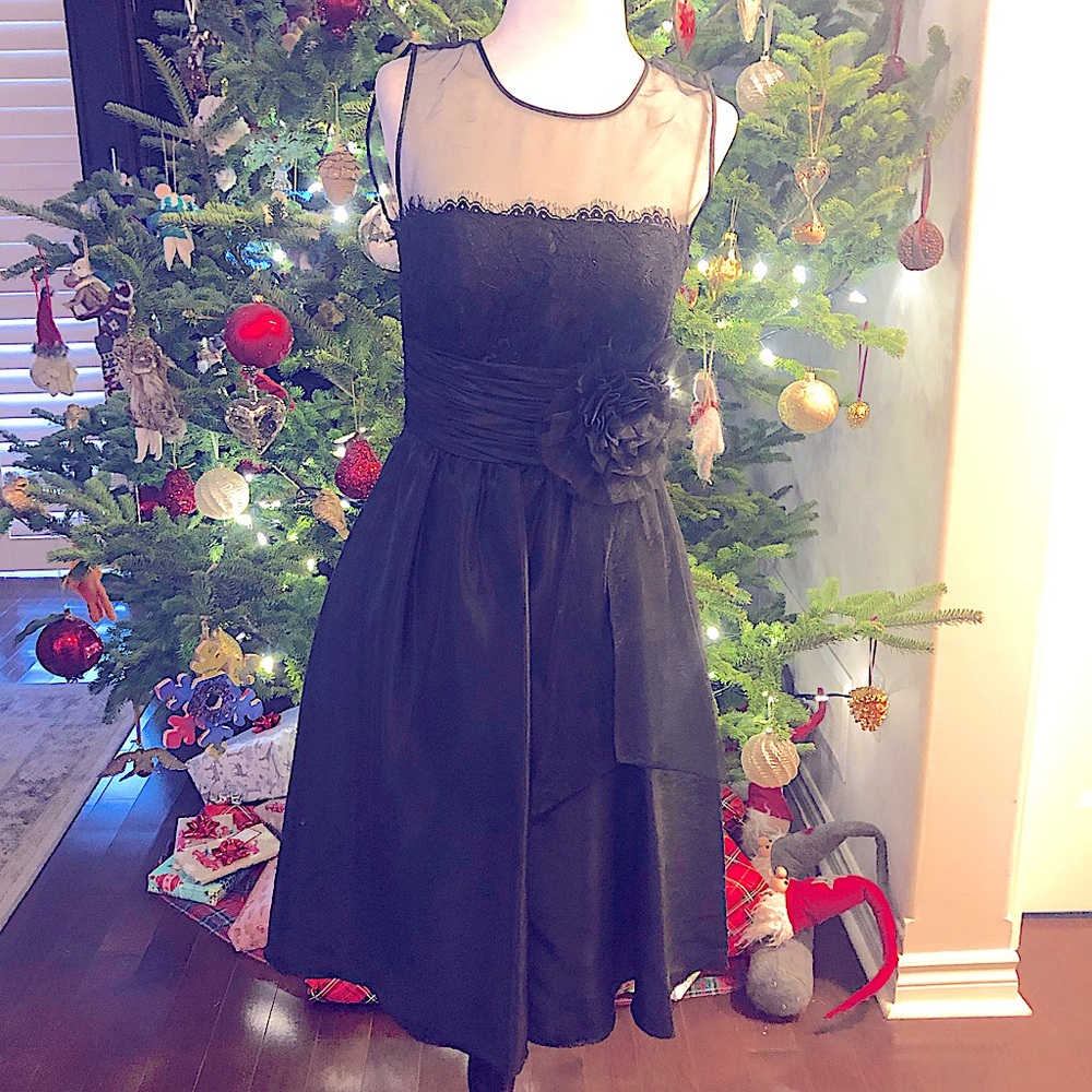 AUDREY HEPBURN LBD FORMAL LACE, ORGANZA & TULLE BLACK PROM DRESS SZ 4 BNWOT